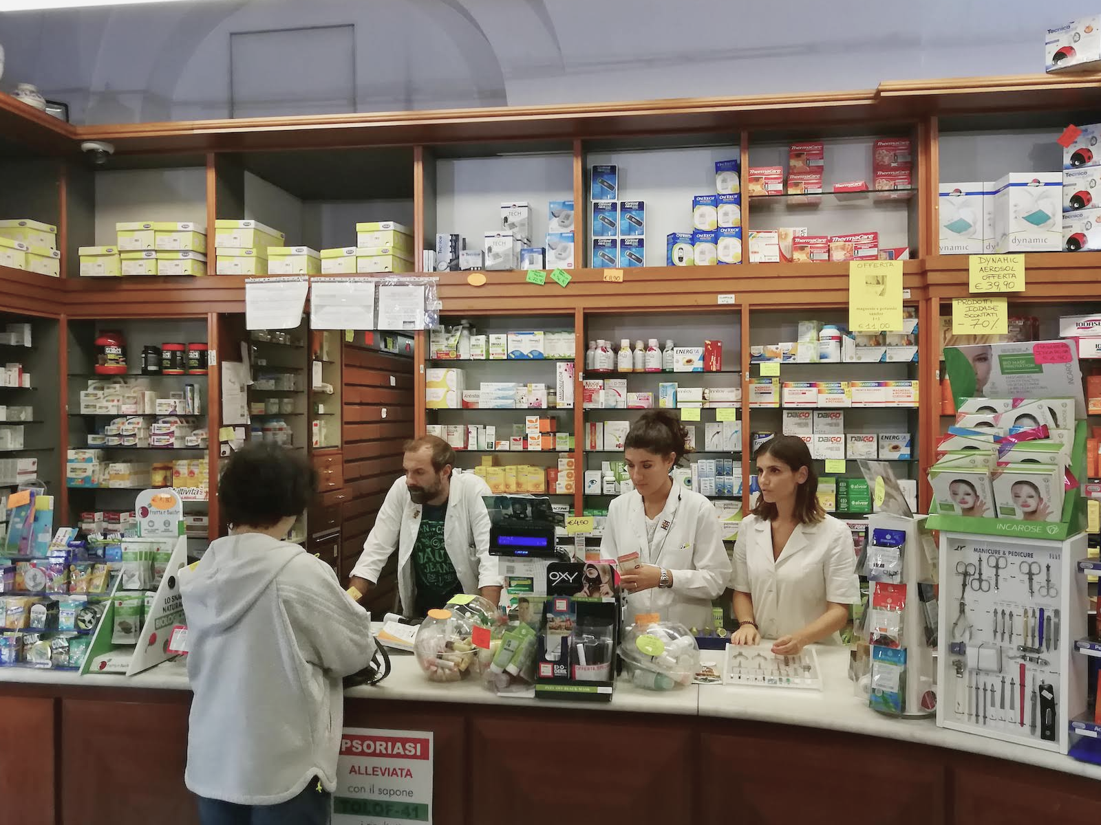 picture-of-store-taken-from-pan-european-field-research-work